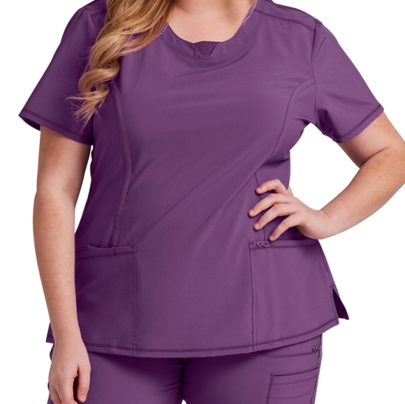 Cherokee Infinity Round Neck Top With Certainty - Picture 3 of 5